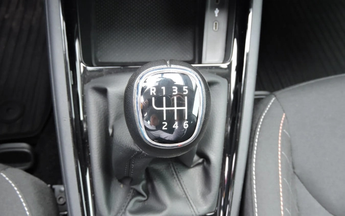 Skoda Kamiq cena 69500 przebieg: 94533, rok produkcji 2020 z Bobolice małe 121